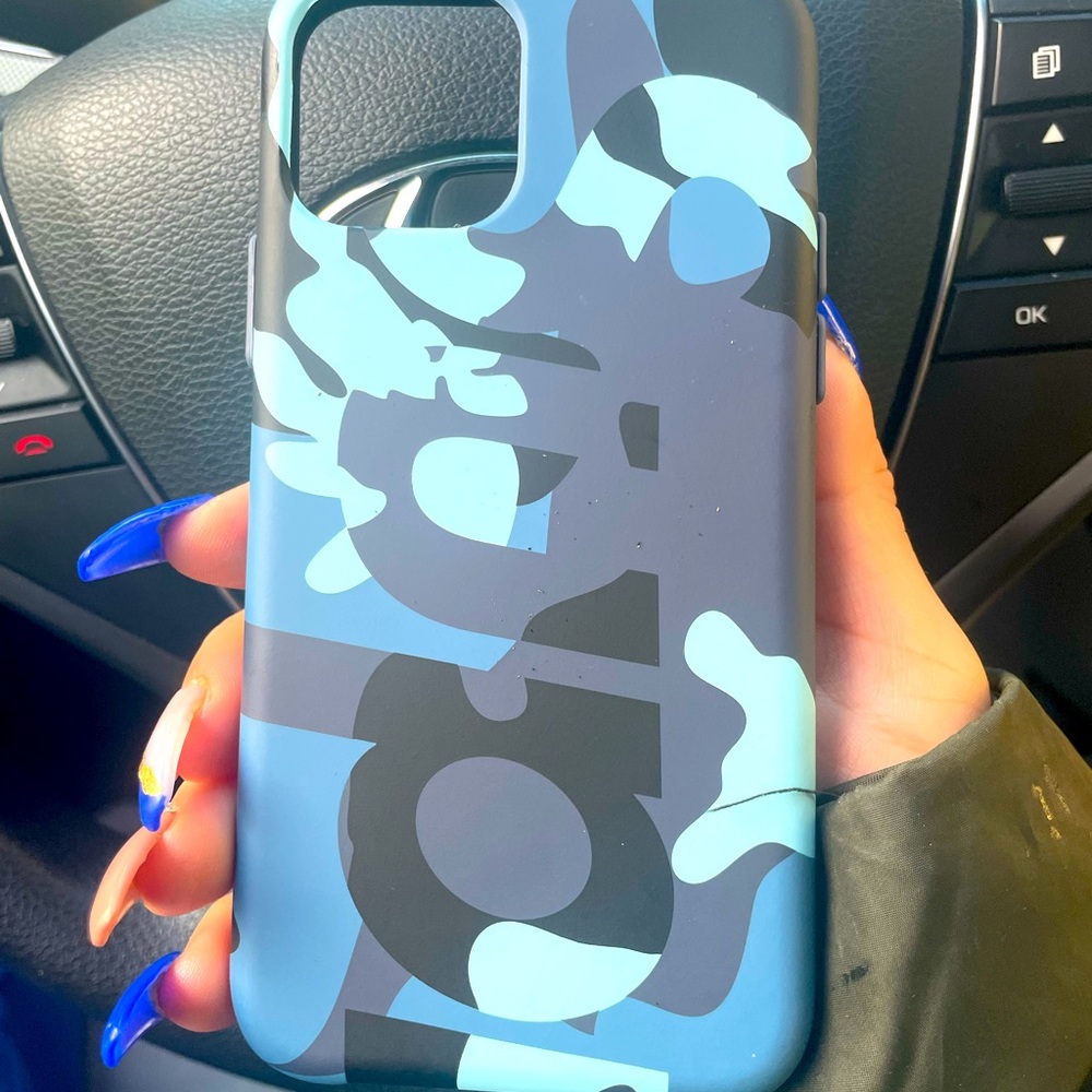 SUPREME CAMO BLUE IPHONE CASE